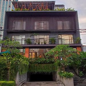 La Boheme, Rooms And Coffee
